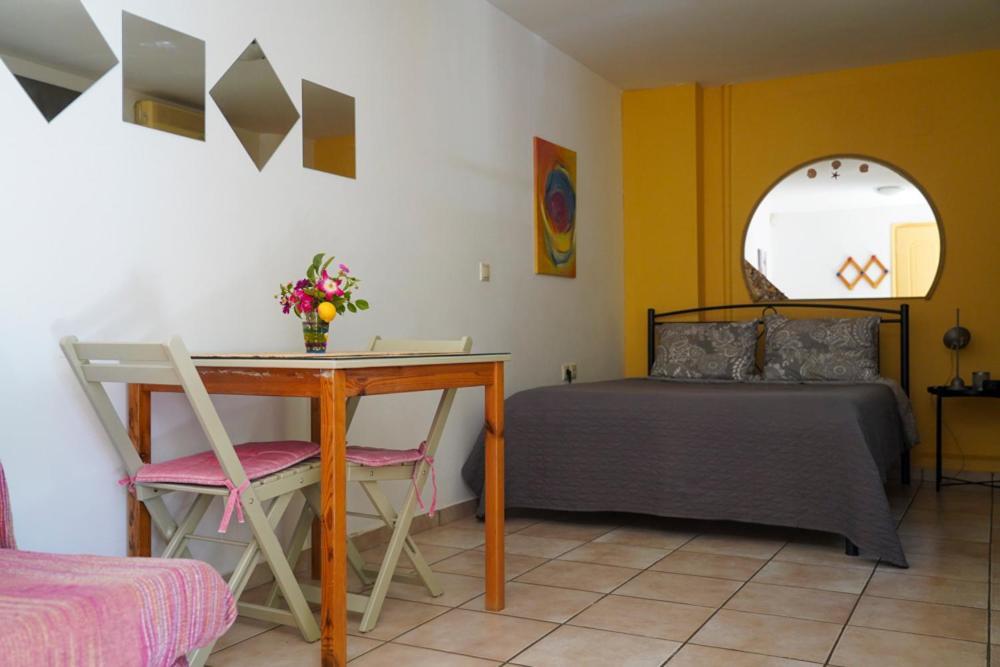Cosy Guest House With Private Yard Saronida Exterior foto